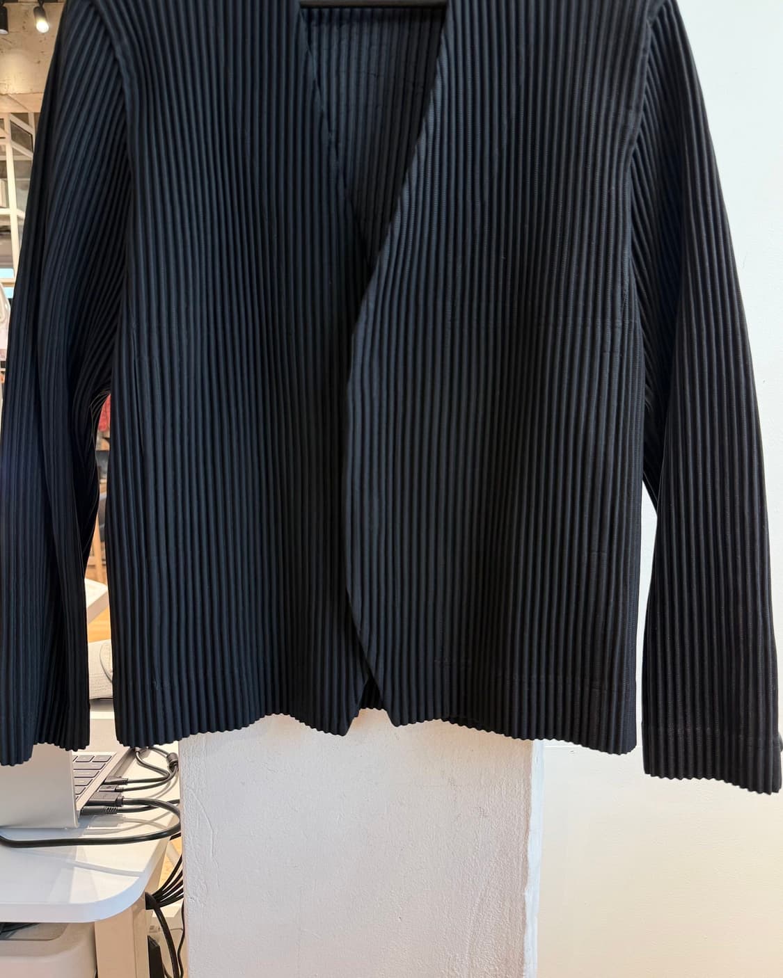 이세이 미야케 옴므 플리세 블랙 카라리스 싱글 자켓  상품이미지6