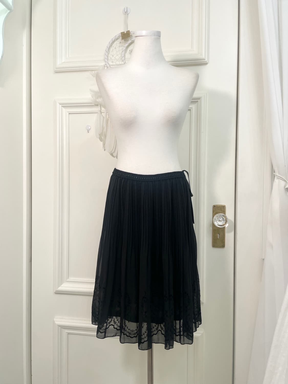 black lace embroidery pleats banding ski 상품이미지1
