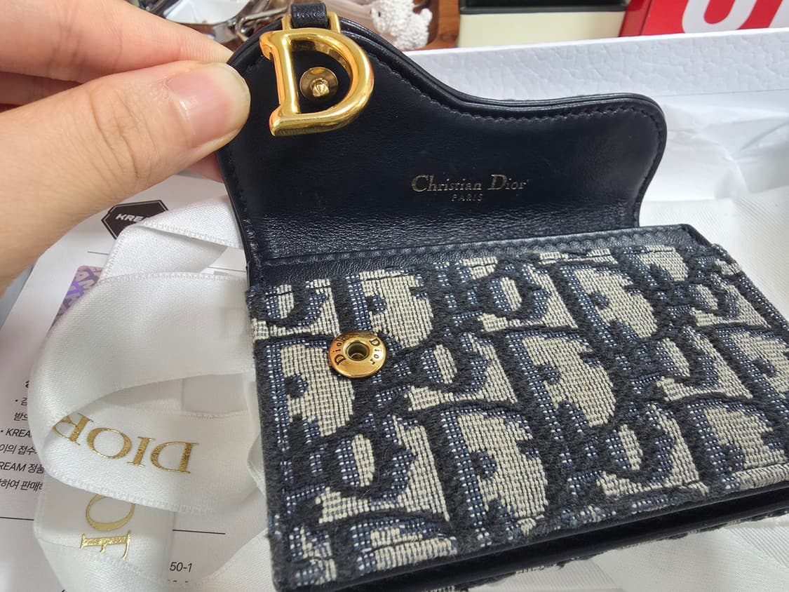 디올 새들 카드지갑 상품이미지3