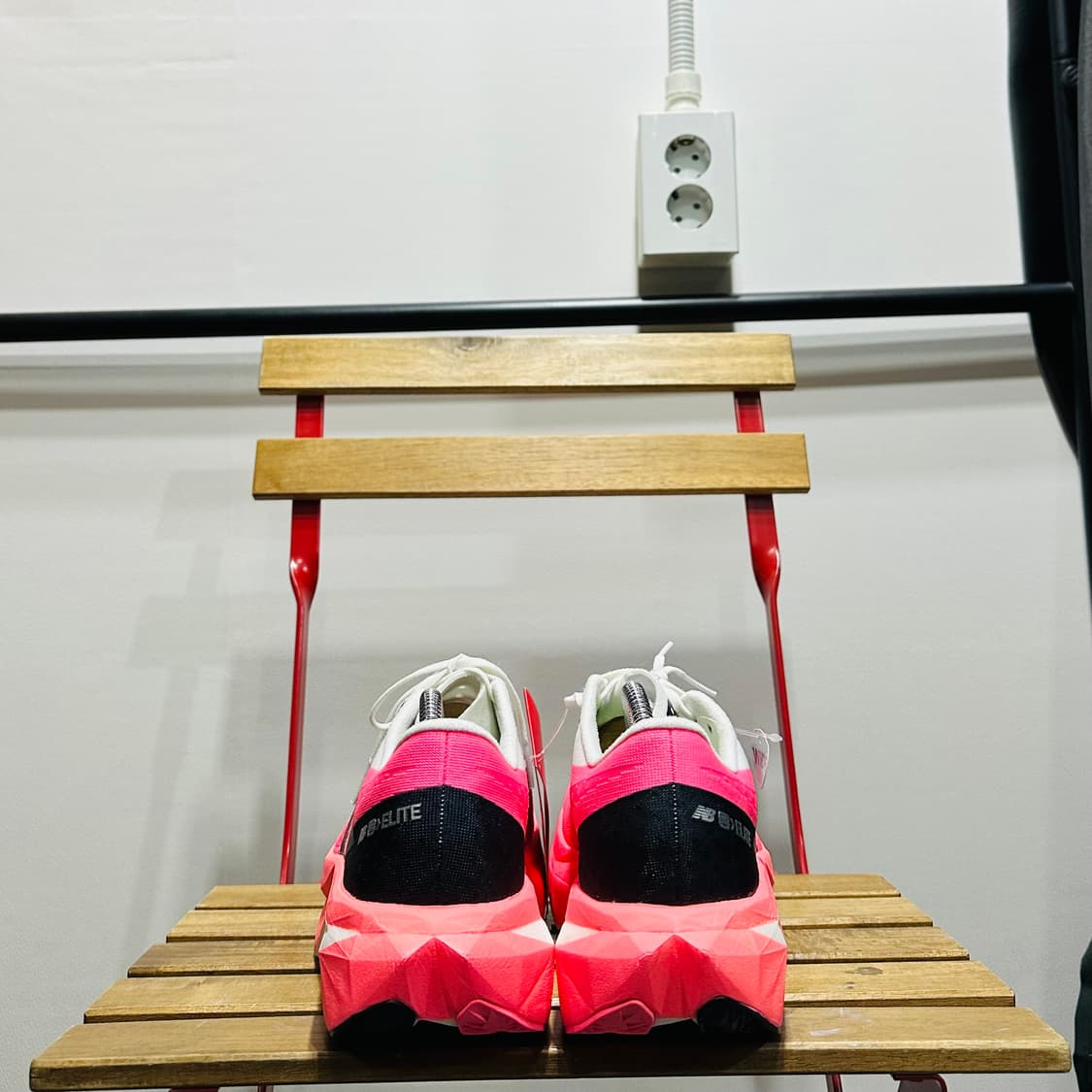 275) 새상품 뉴발란스 퓨어셀 슈퍼컴프 엘리트 V4 울트라 핑크 상품이미지4