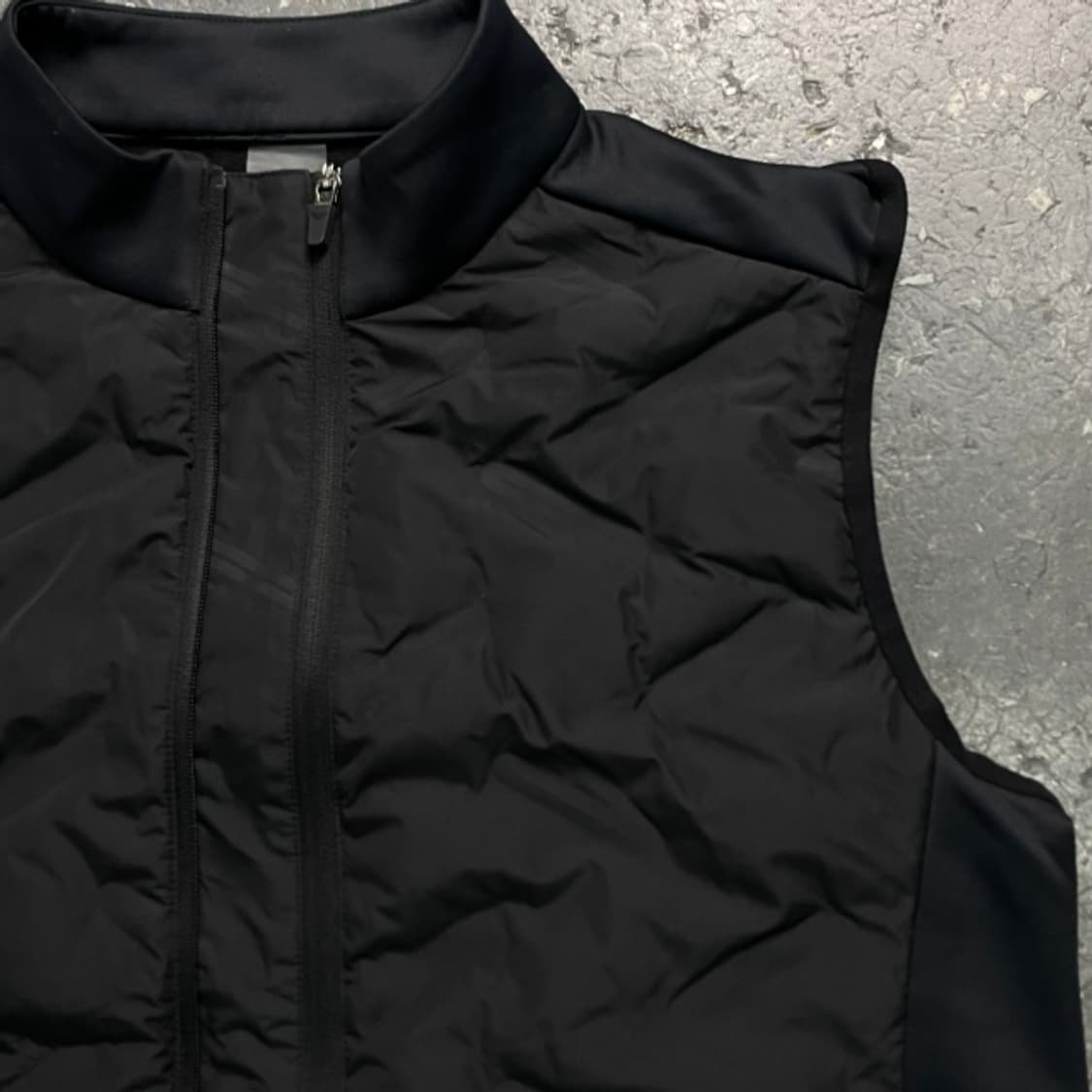 100 아레나 프리마로프트 경량 조끼 상품이미지2