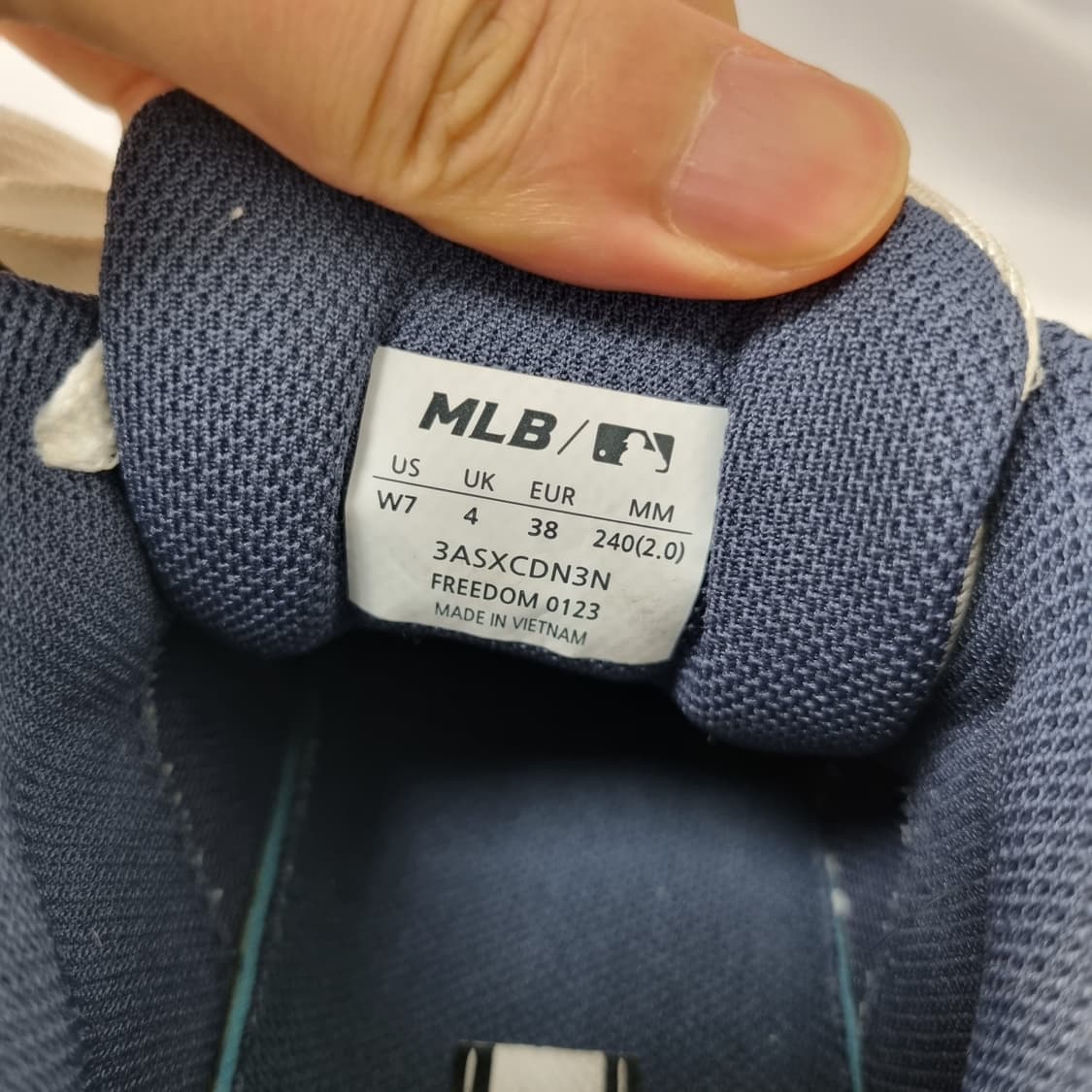 240 엠엘비 mlb 청키 라이너 포켓 모노그램 뉴욕 양키스 상품이미지7