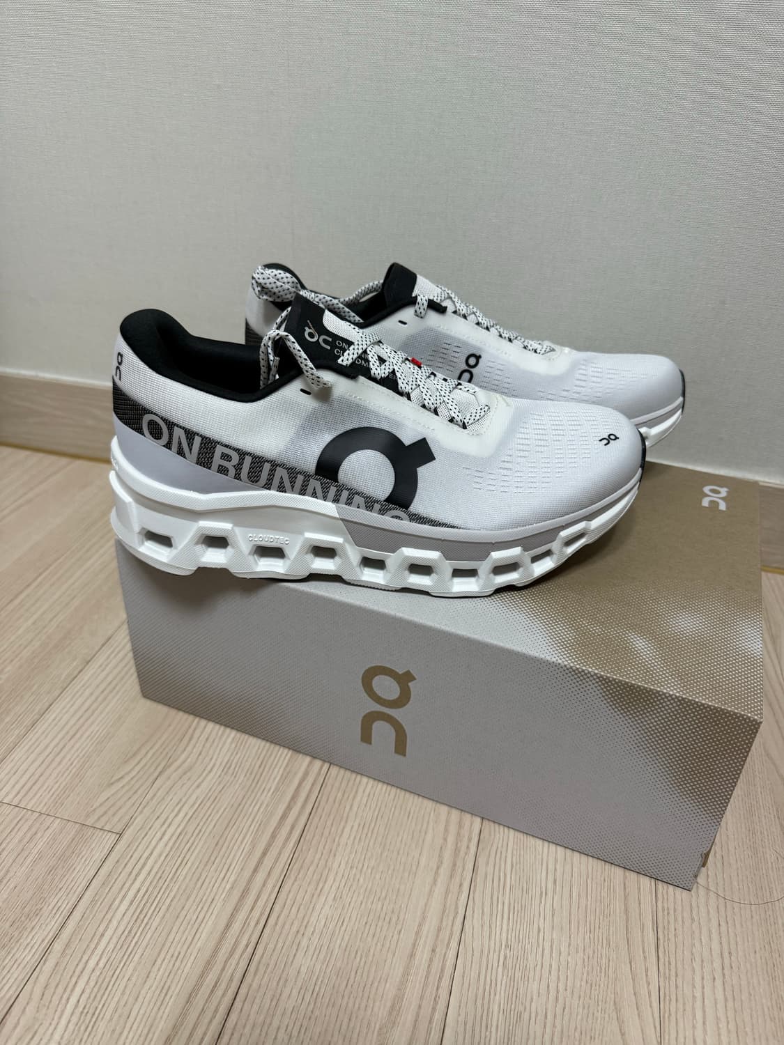 [275mm] 온러닝 클라우드몬스터2 상품이미지1