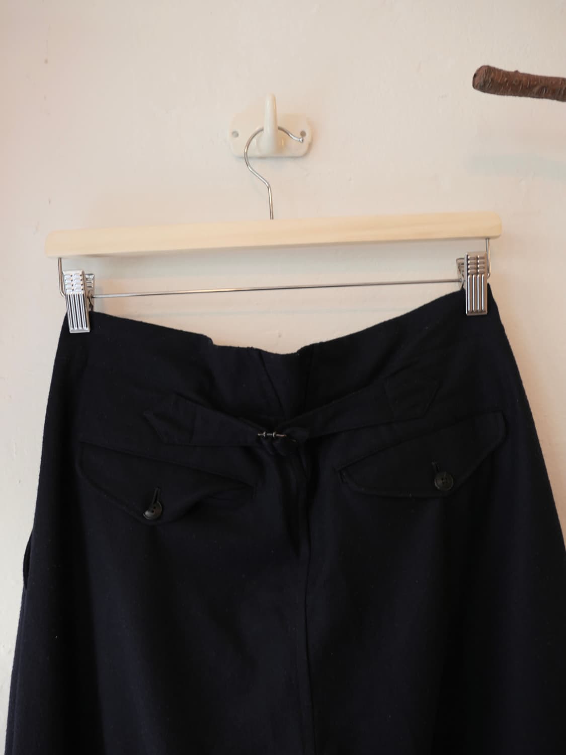 코모리 울 턱 팬츠 상품이미지3