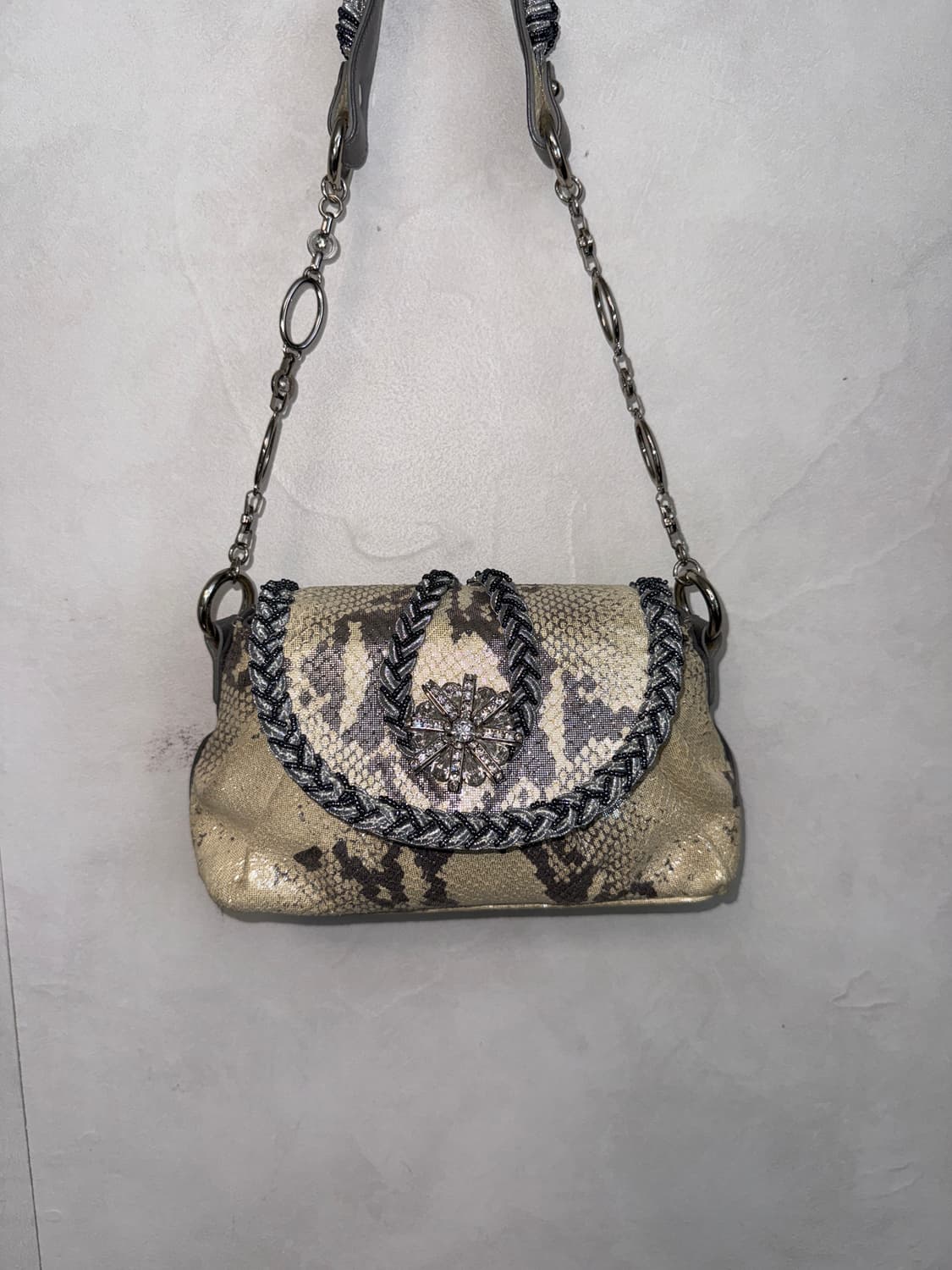 Esquire ivory python cubic chain 숄더백 상품이미지2