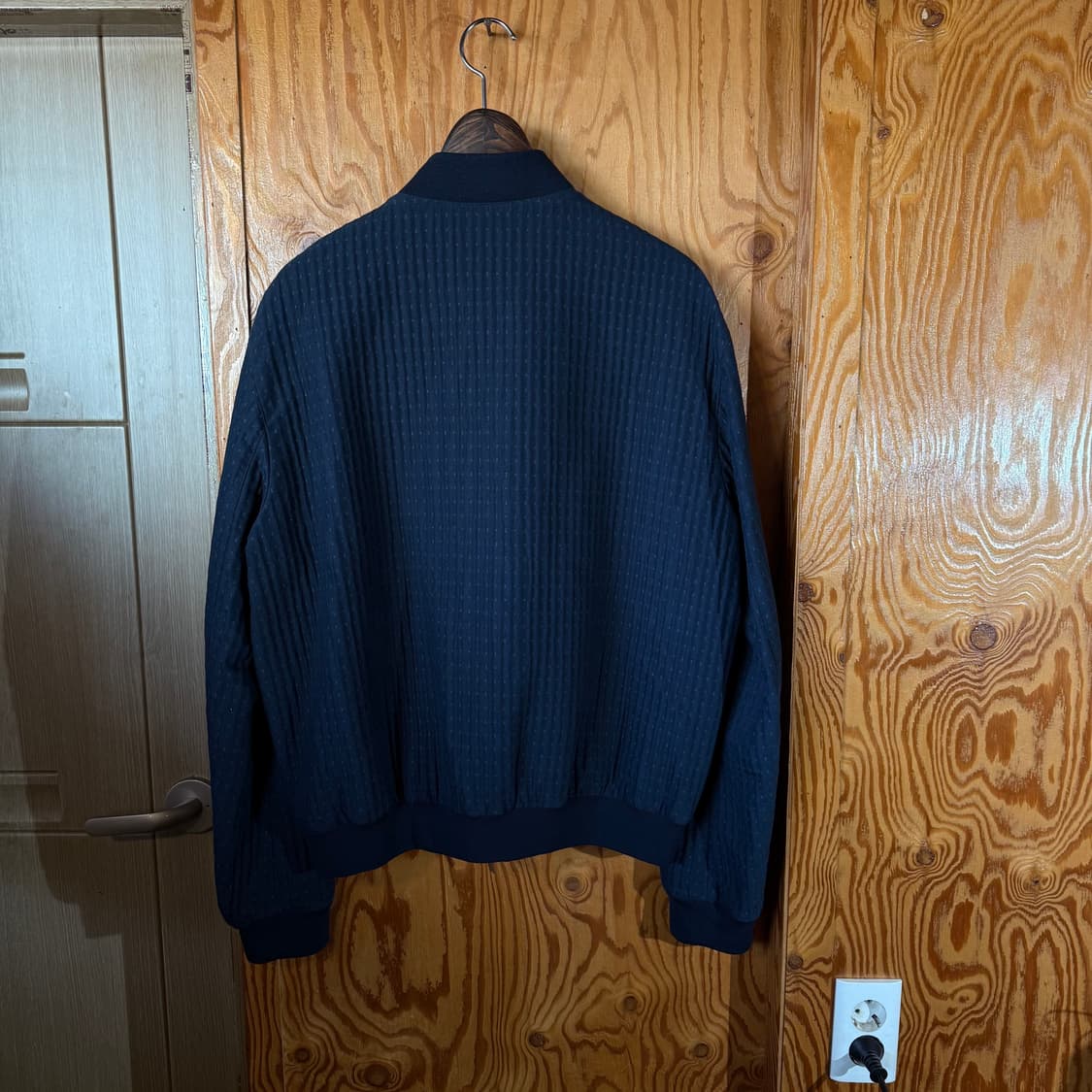 에르메스 2023 S/S 봄버 자켓 판매 합니다. 상품이미지9