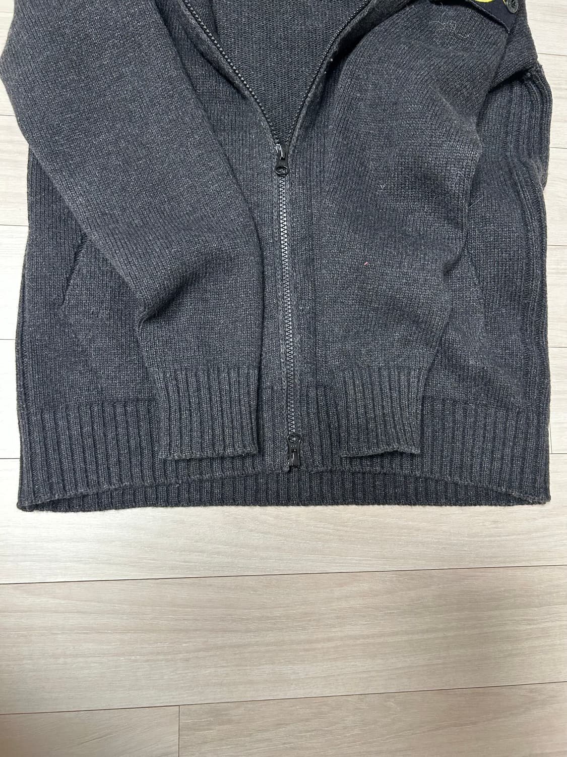 (S) 스톤아일랜드 와펜 코팅 후드집업 상품이미지6