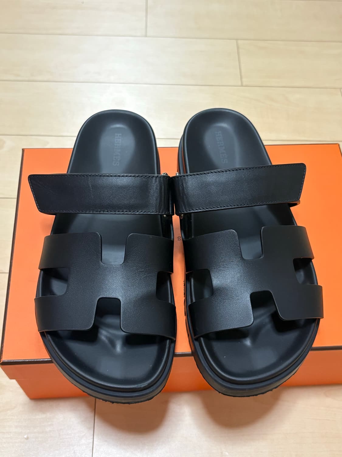 에르메스 시프레 샌들 카프스킨 & 누아 38.5 상품이미지5