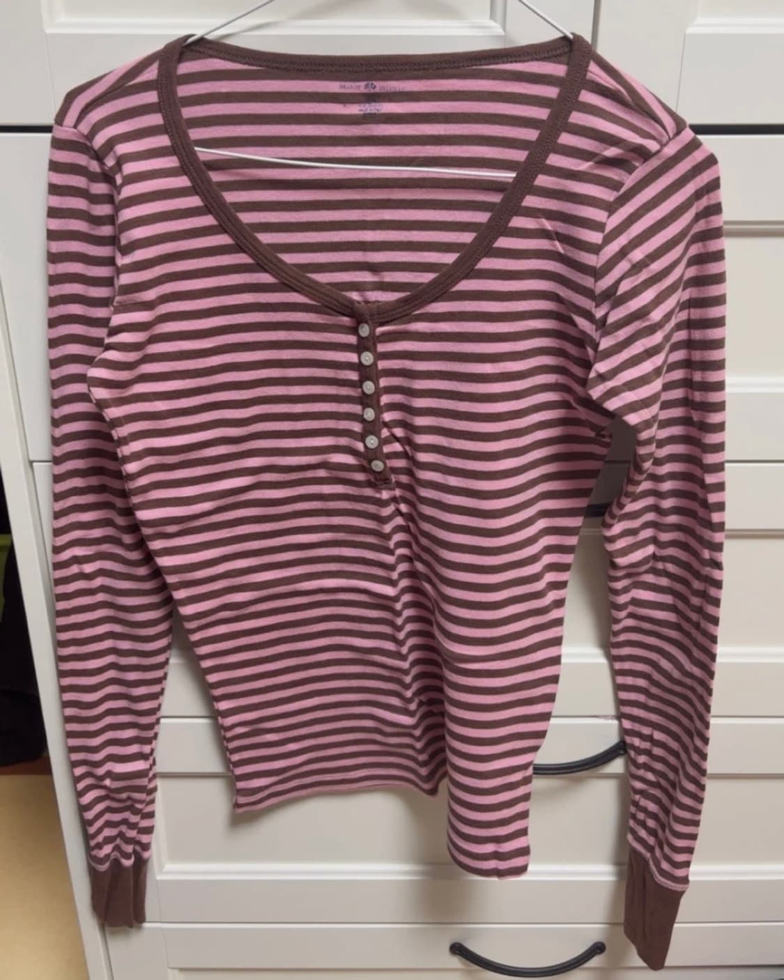 브랜디멜빌 (BRANDY MELVILLE) 롱 슬리브 스트라이프 티셔츠 상품이미지2