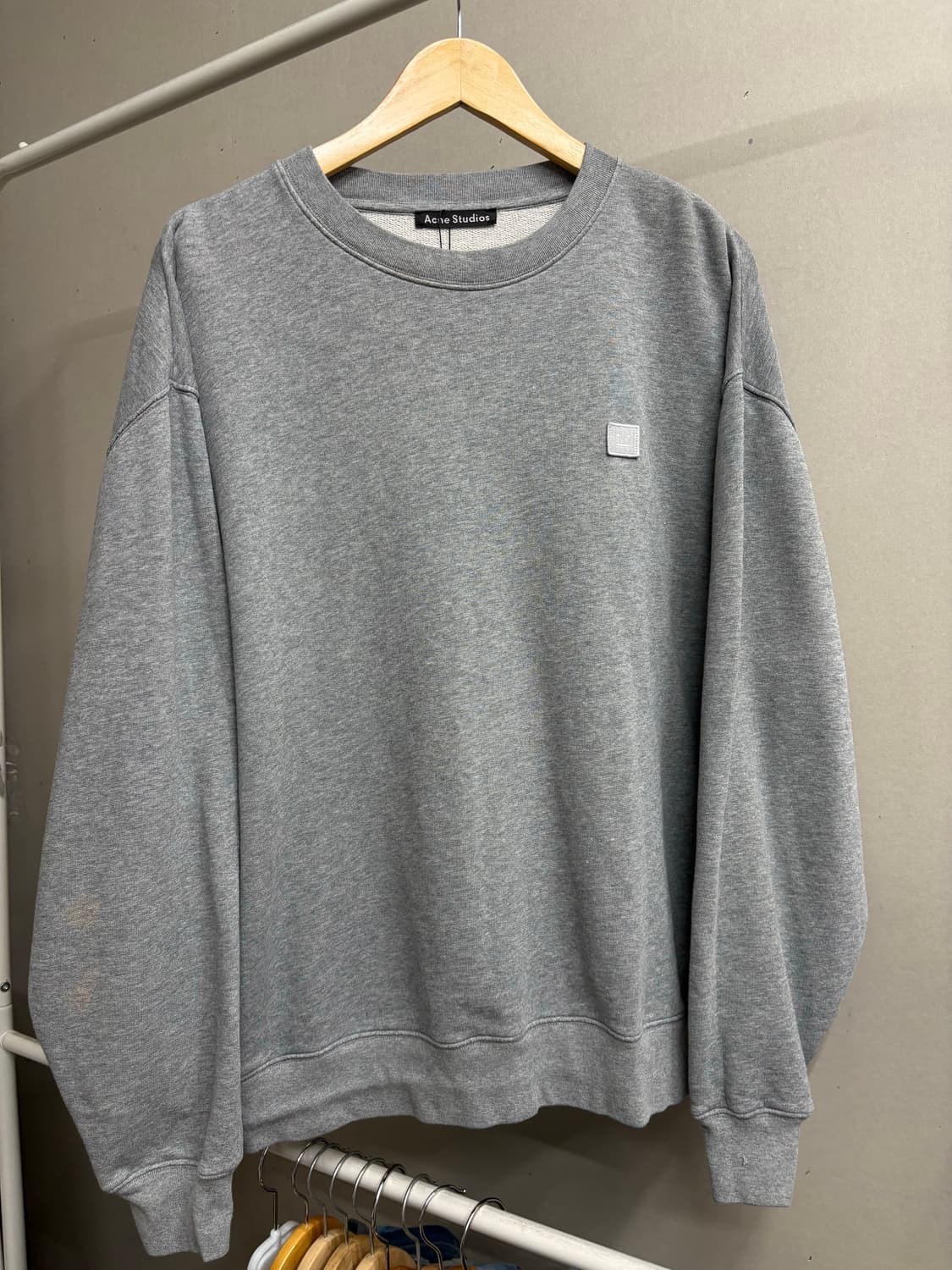 아크네스튜디오 페어뷰 맨투맨 상품이미지2