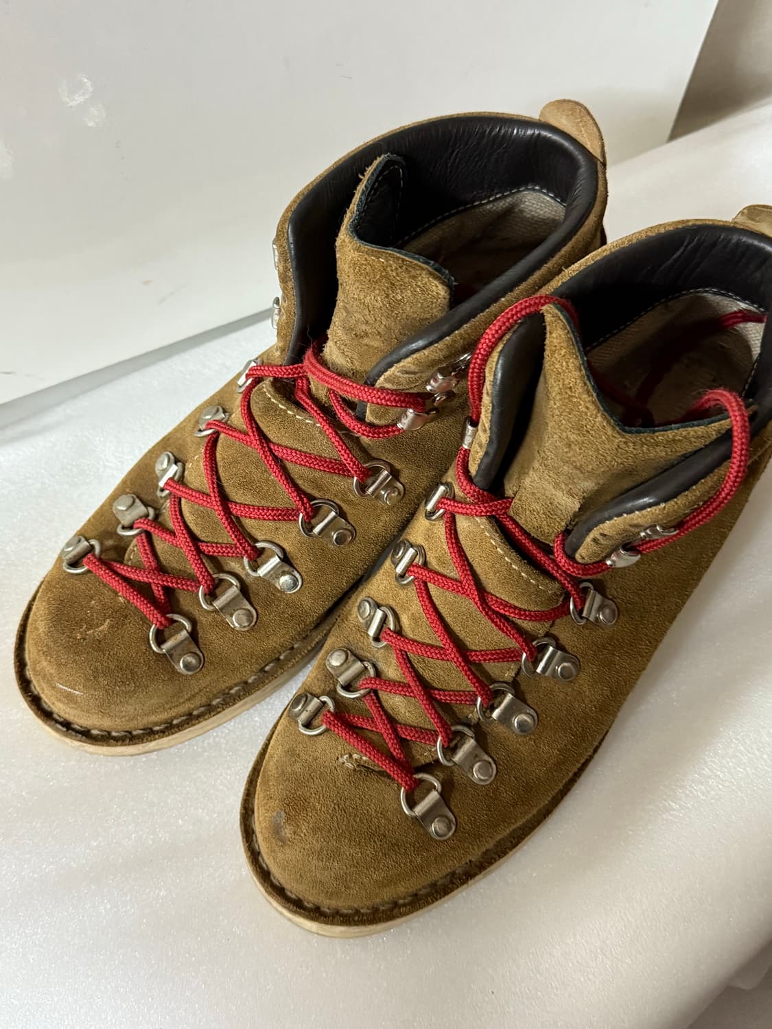 대너 마운틴라이트 스웨이드 260 상품이미지1