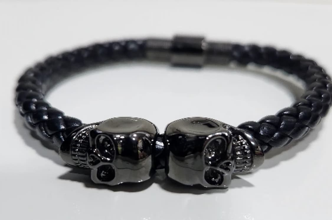 알렉산더 맥퀸 Alexander McQueen 스컬 레더 팔찌 상품이미지2