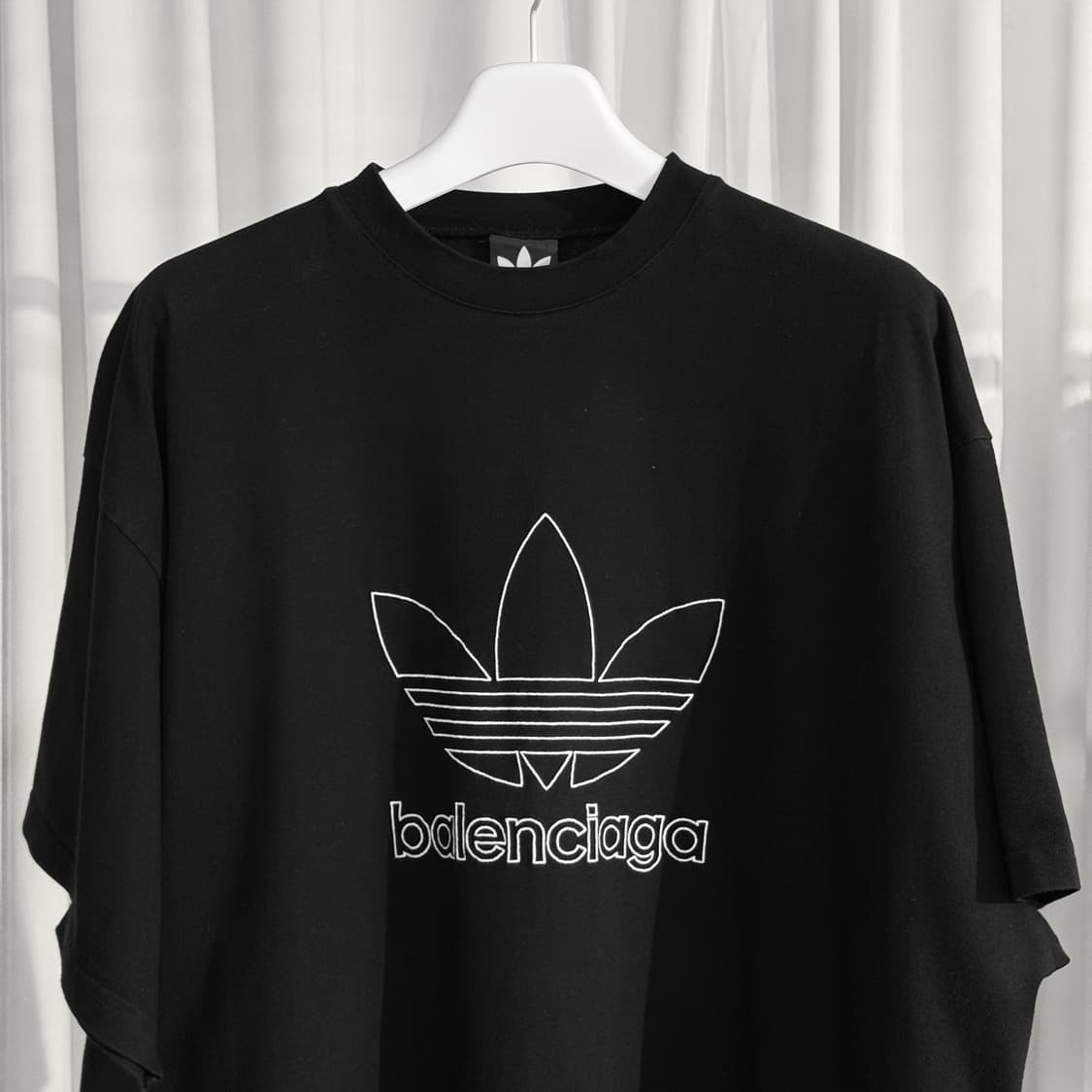 (5) 발렌시아가 X 아디다스 콜라보 반팔 티셔츠 상품이미지2