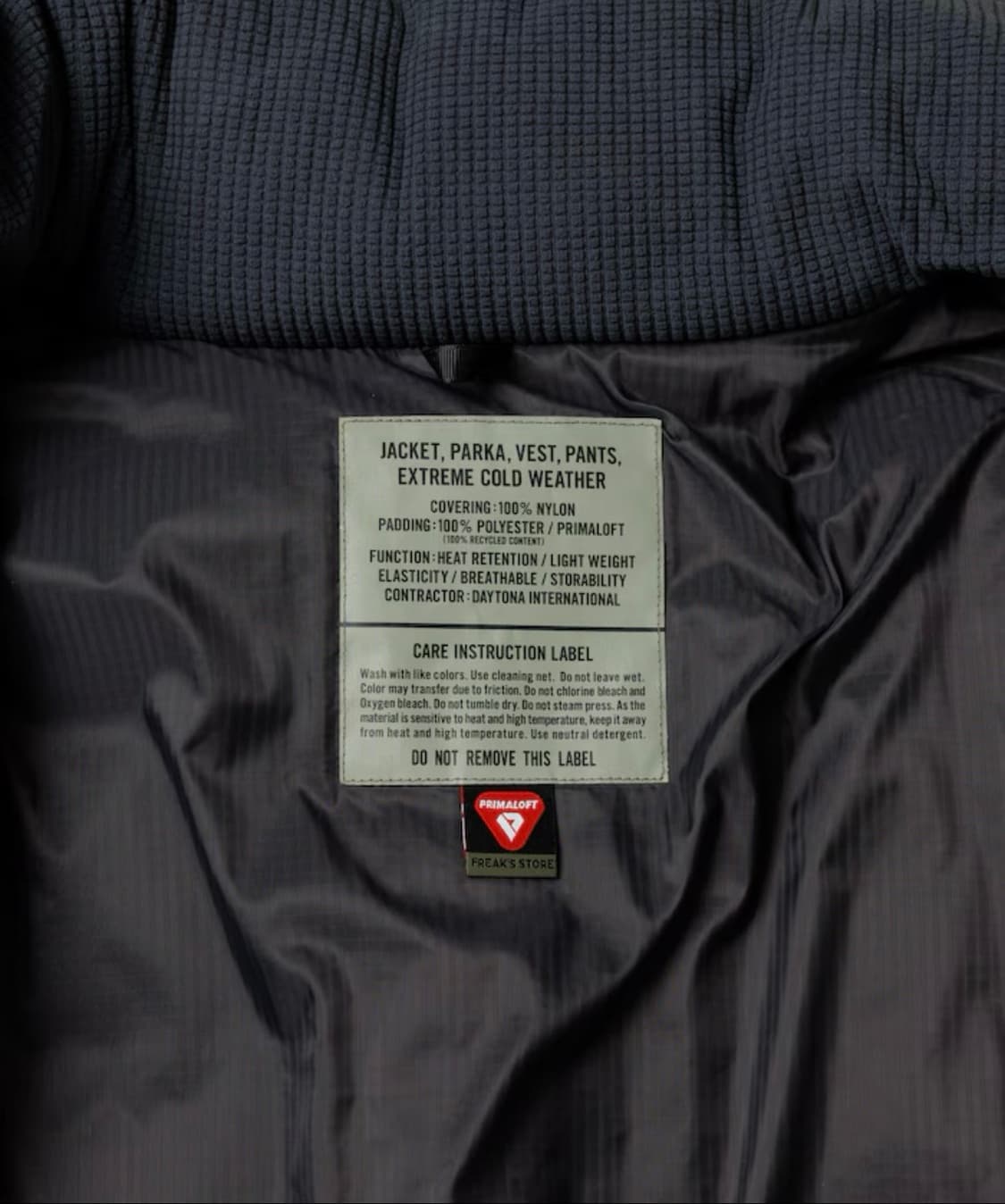 프릭스스토어 프리마로프트 몬스터파카(블랙) 상품이미지6