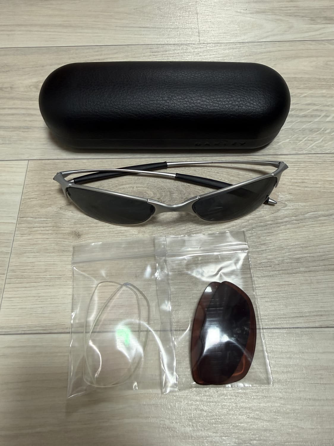 오클리 와이어탭 실버 렌즈3개 상품이미지2