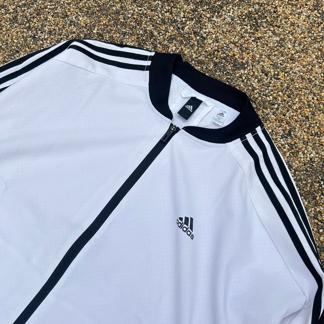 아디다스 (ADIDAS)흰검 삼선 화이트 바람막이 자켓 상품이미지2