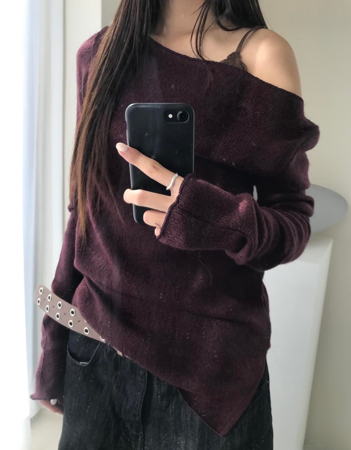 새상품) 튜프티 니트탑 버건디 튜프티 슬릿 니트탑 상품이미지1