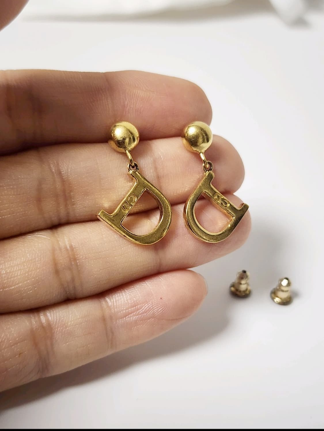 디올 D로고 금장귀걸이 상품이미지6