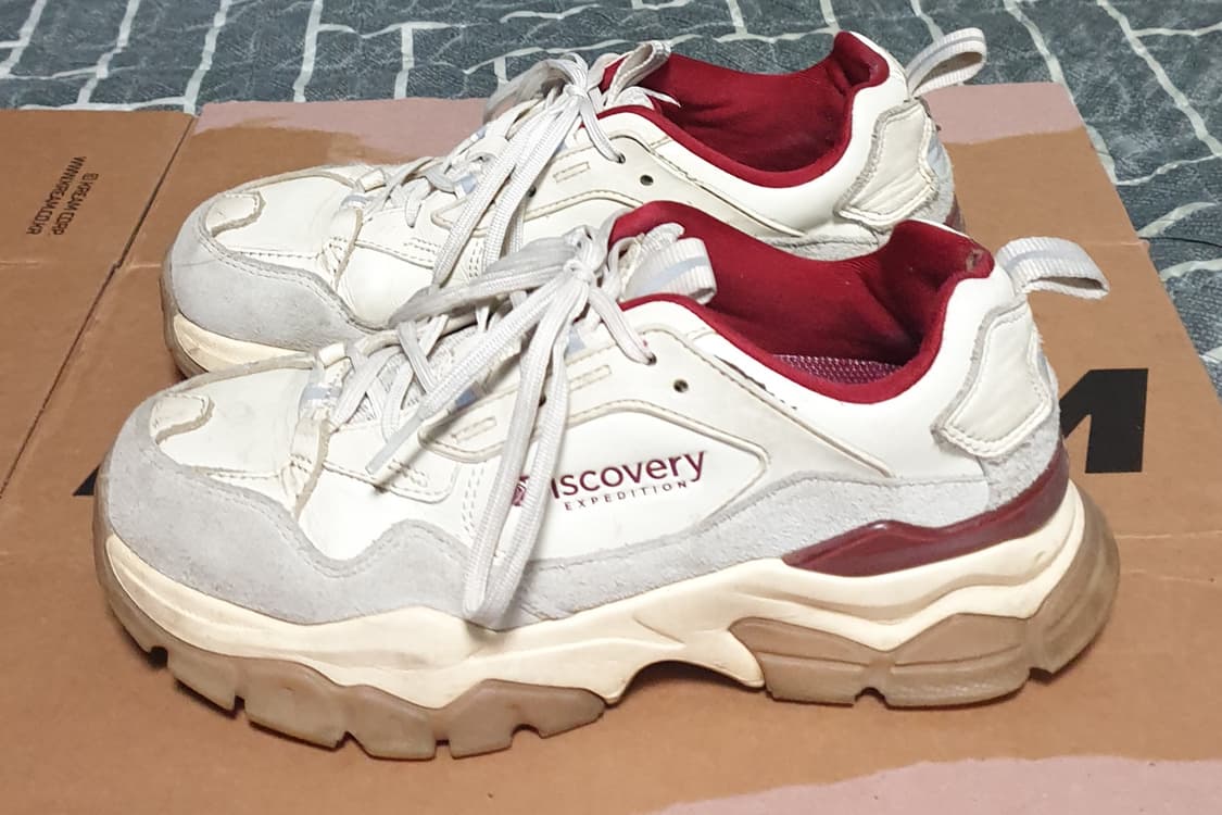 디스커버리 버킷 디워커 V2 스니커즈 레드 (240) 상품이미지3