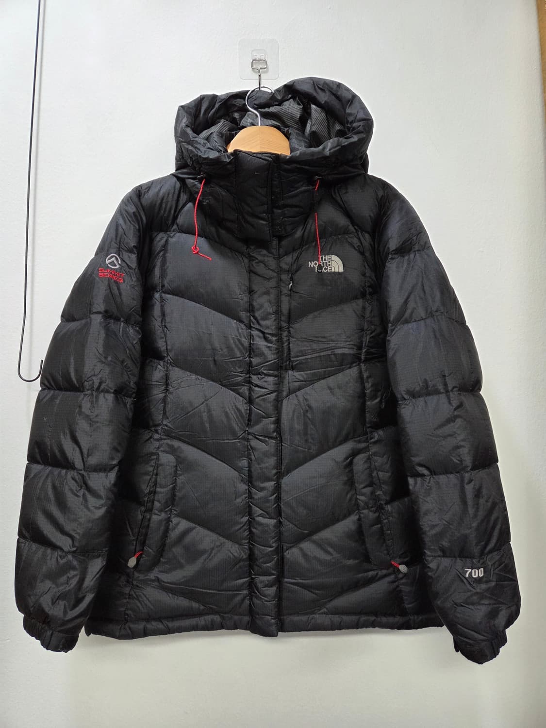 노스페이스 1211-6 써밋 700 푸퍼 블랙 패딩 여성 95 상품이미지1