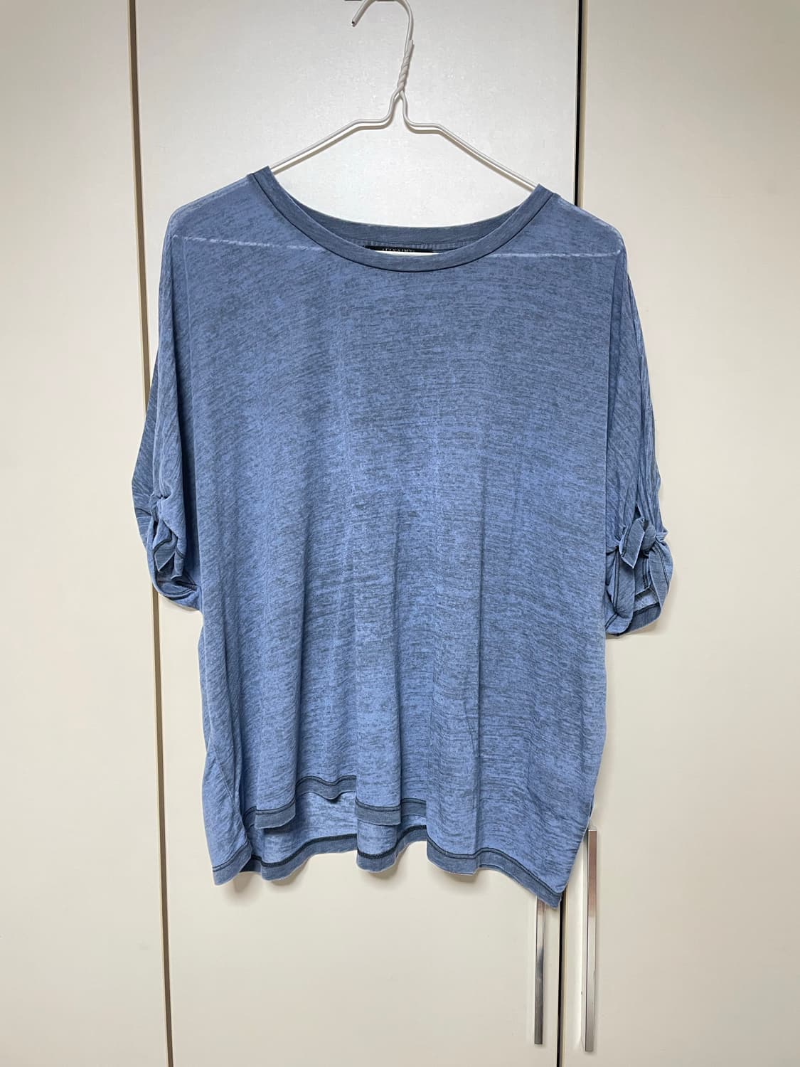 ALLSAINTS 스몰 사이즈 블루 티셔츠 상품이미지1