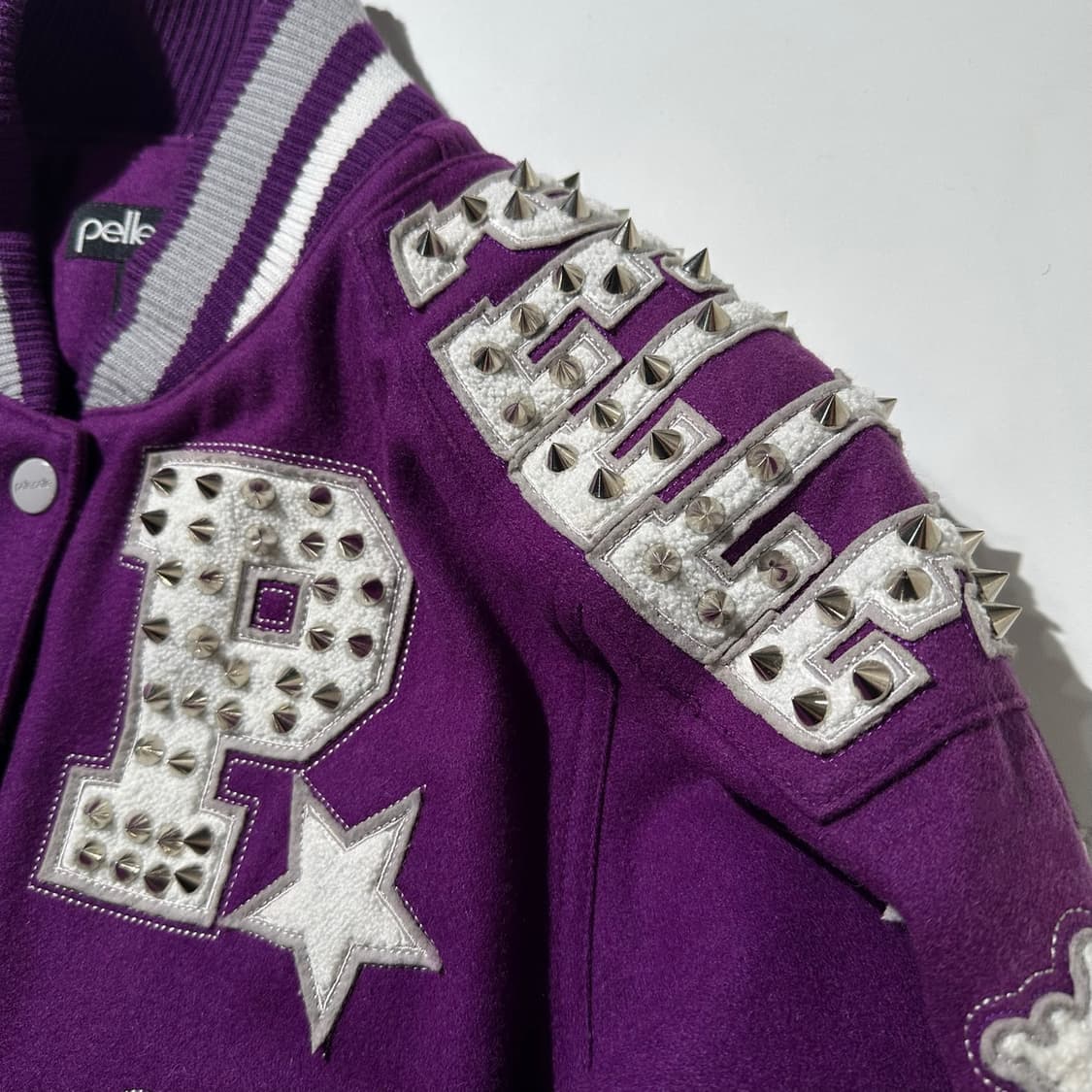 펠레펠레 스터드 울 바시티 자켓 상품이미지5