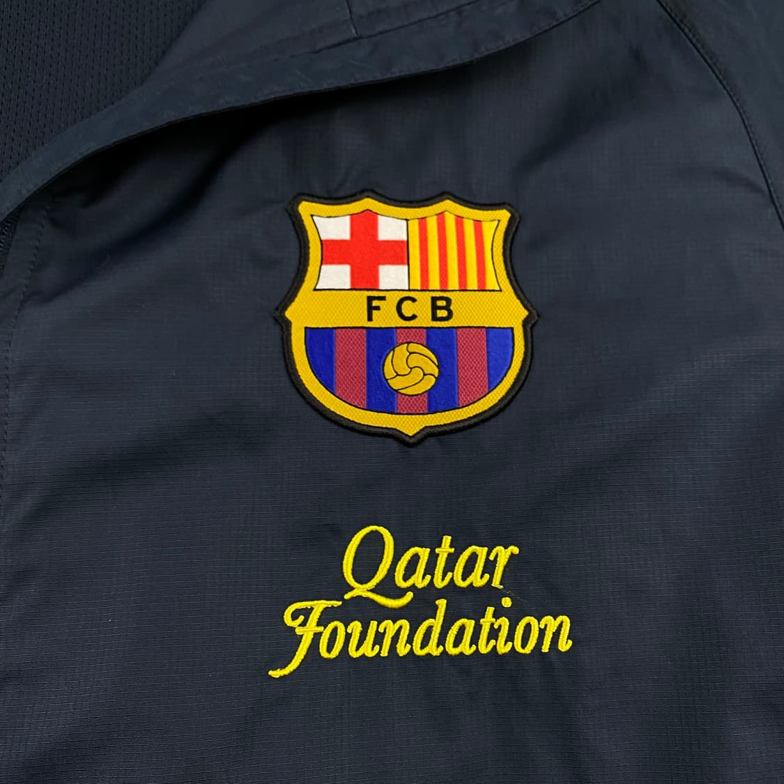 나이키 스우시 바르셀로나 네이비 바람막이 상품이미지3