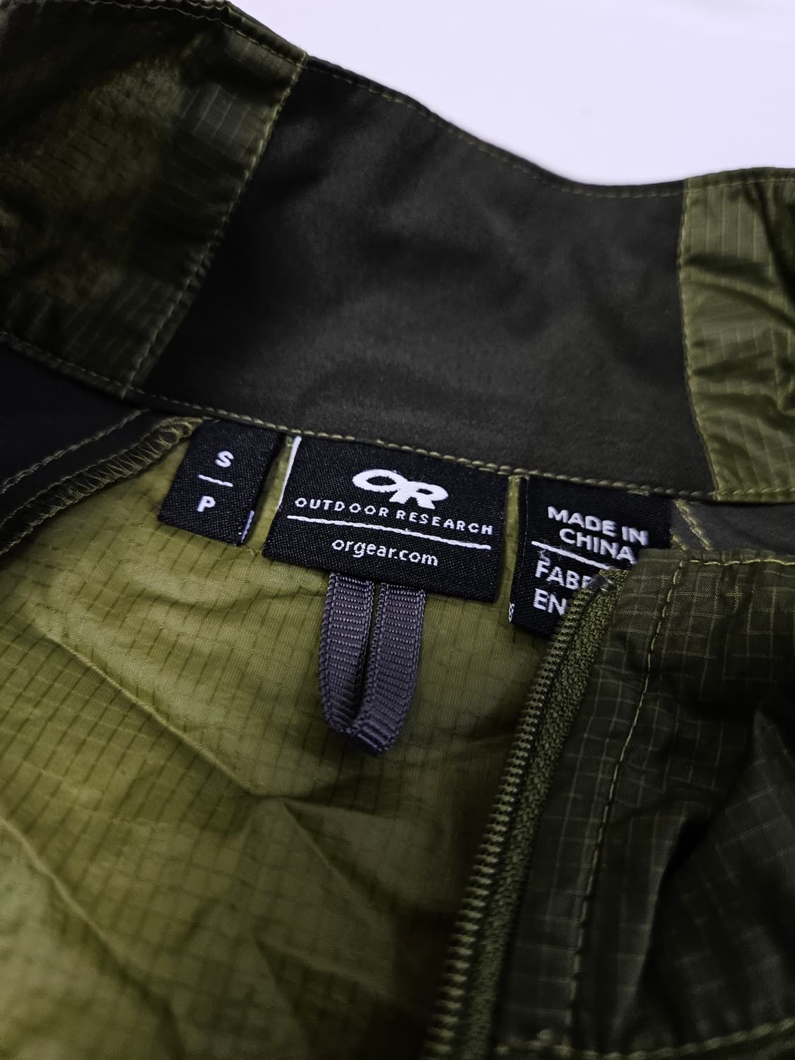 아웃도어리서치 아비도 쉘 자켓 우븐 바람막이 S 95 상품이미지3