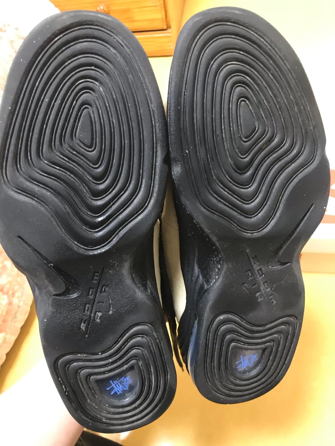 나이키 스투시 에어페니2 라탄 앤 라임스톤 275 상품이미지3