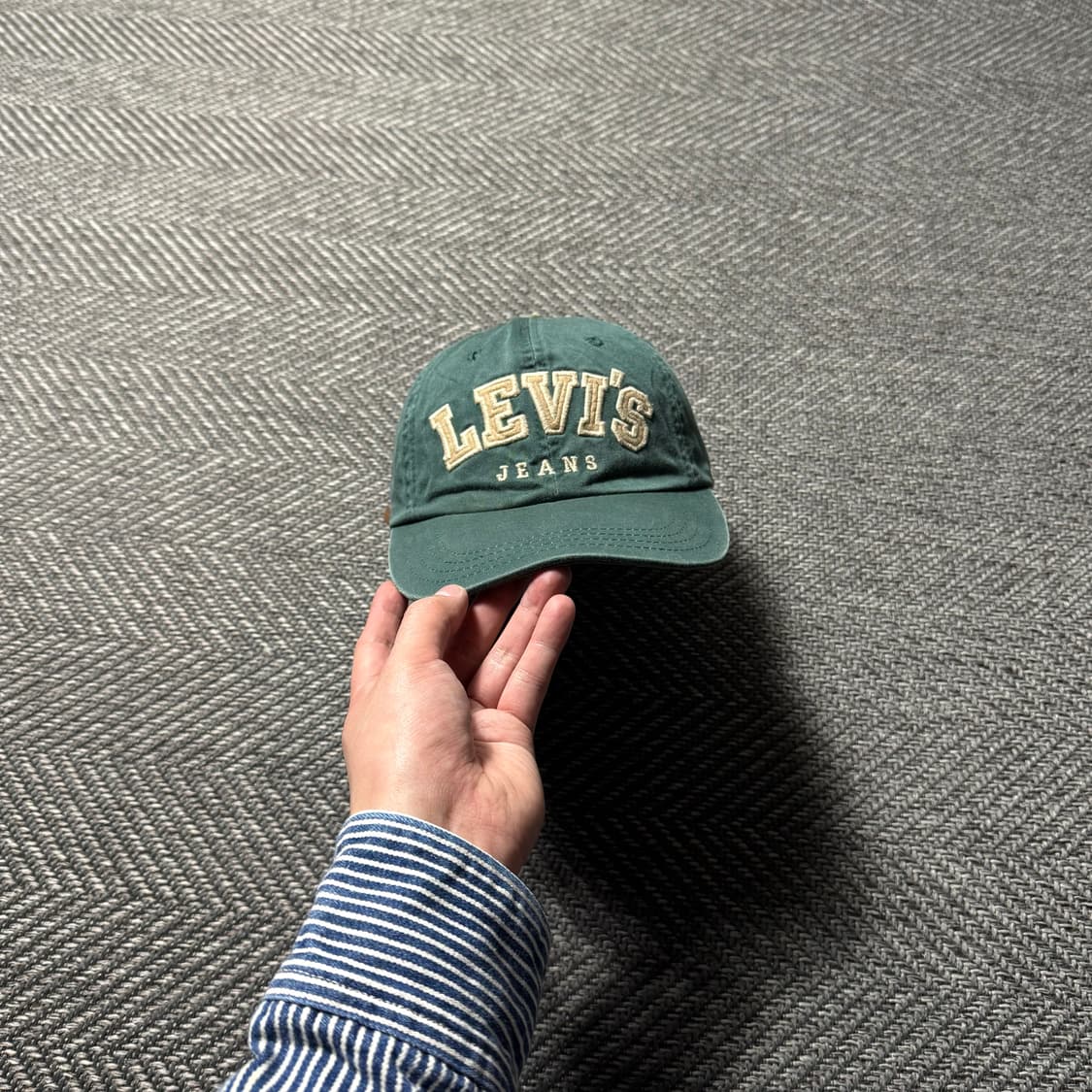 90s 리바이스 스펠아웃 자수 카키 볼캡 모자 OS 상품이미지1