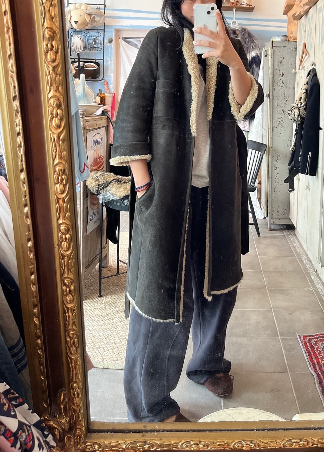 골든구스 무톤 시어링 코트 상품이미지3