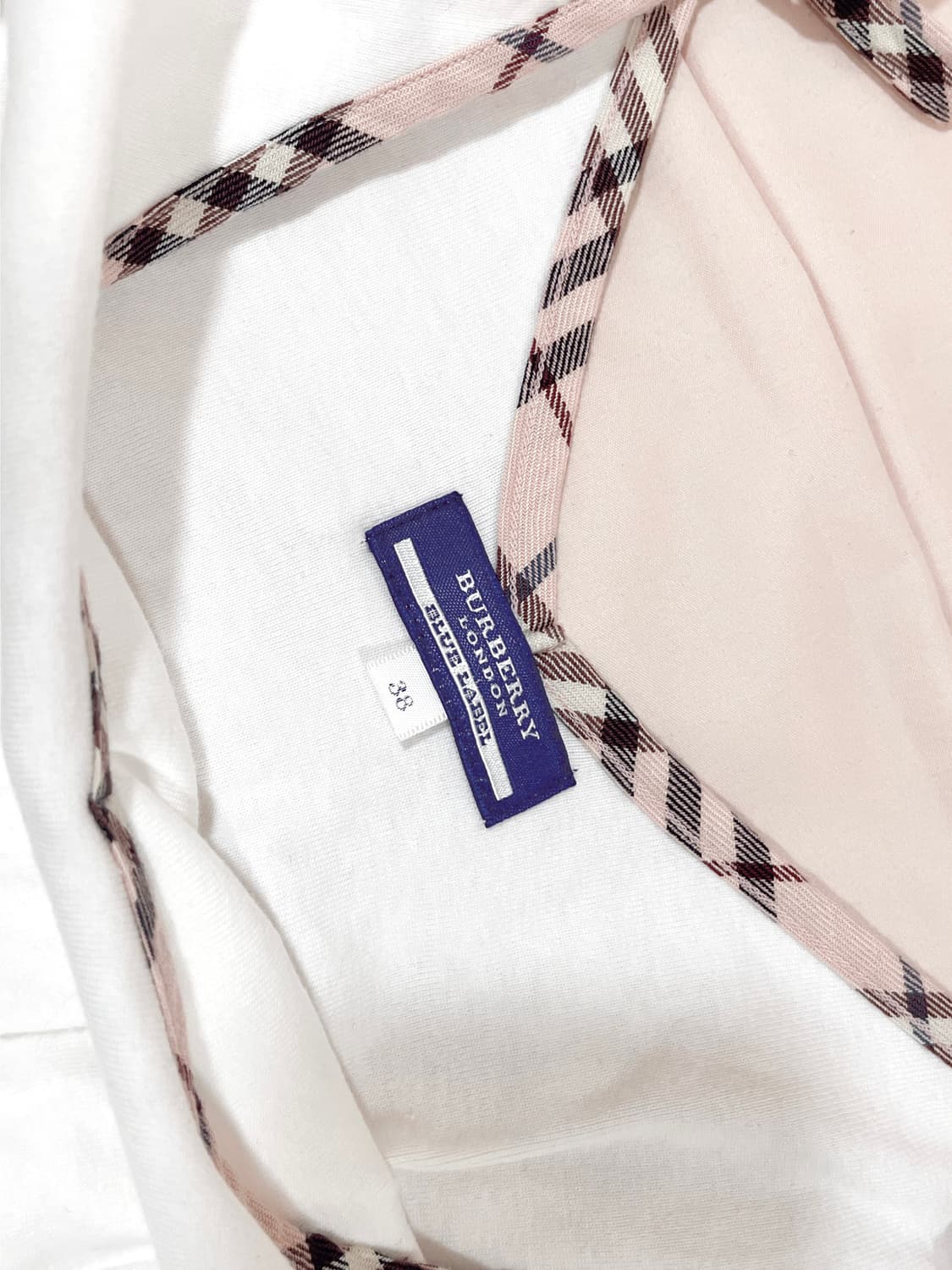 버버리 슬리브리스 나시 리본 블루라벨 상품이미지2