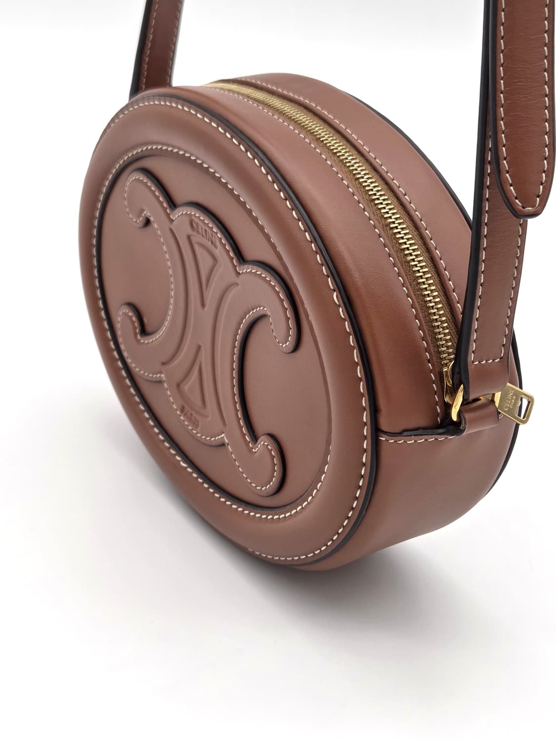 셀린 오벌 펄스 트리옹프 미니 크로스백 상품이미지4