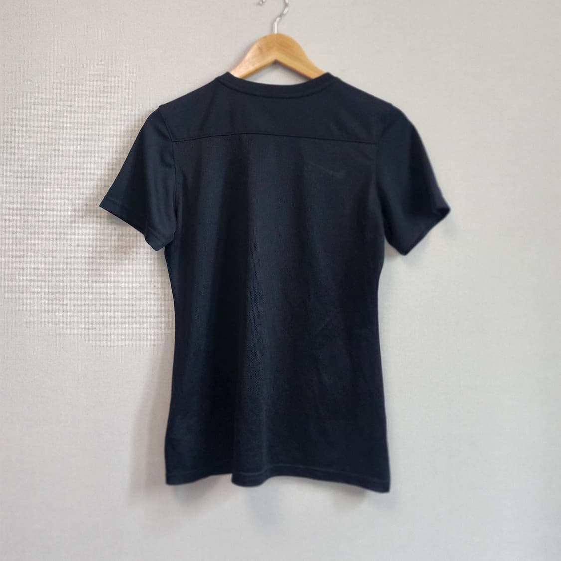 [90] 나이키 반팔 블랙 기능성 티셔츠 상품이미지2