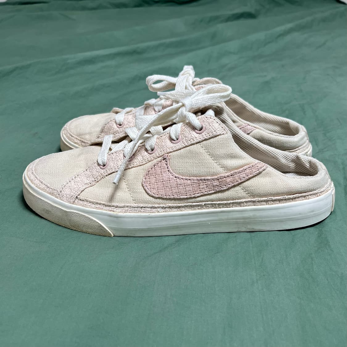 260_ 나이키 뮬 상품이미지4