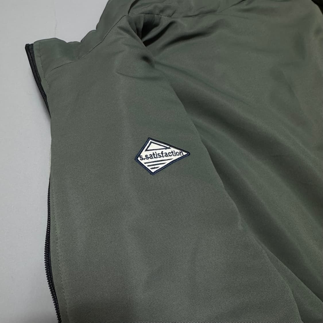 s.satisfaction 올리브컬러 리버시블 퀄팅 집업 자켓 상품이미지5