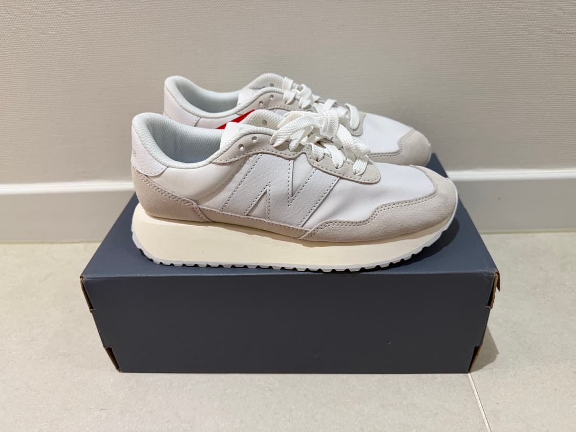 뉴발란스 237 팀버울프 샌드 245 새상품 상품이미지2