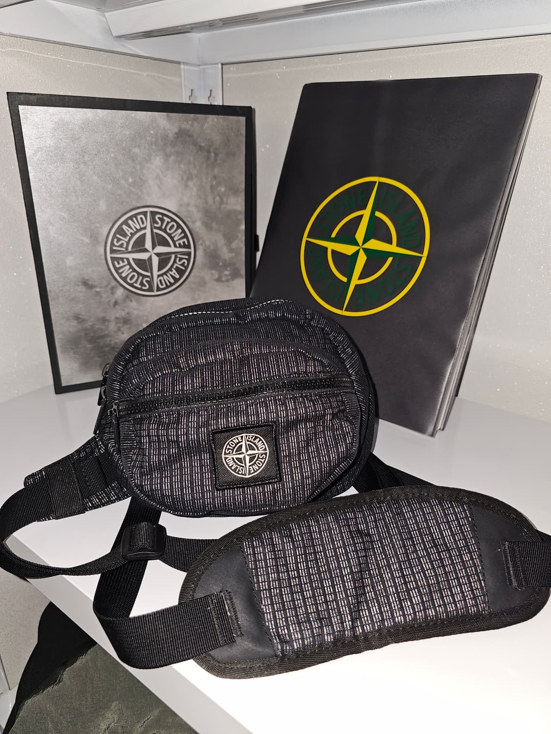 스톤아일랜드 립스탁 리플렉티브 바디백 상품이미지7
