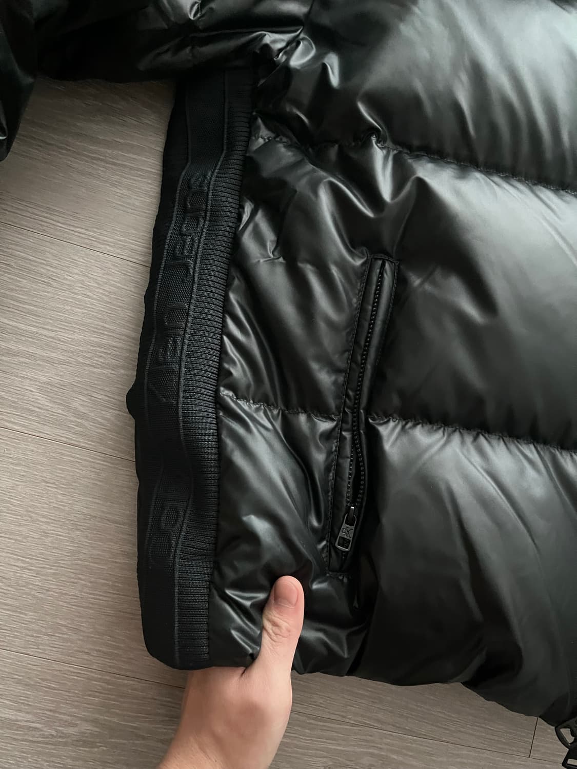 (실착3회) 손흥민 착용, Ck 캘빈클라인 블랙 패딩 상품이미지5