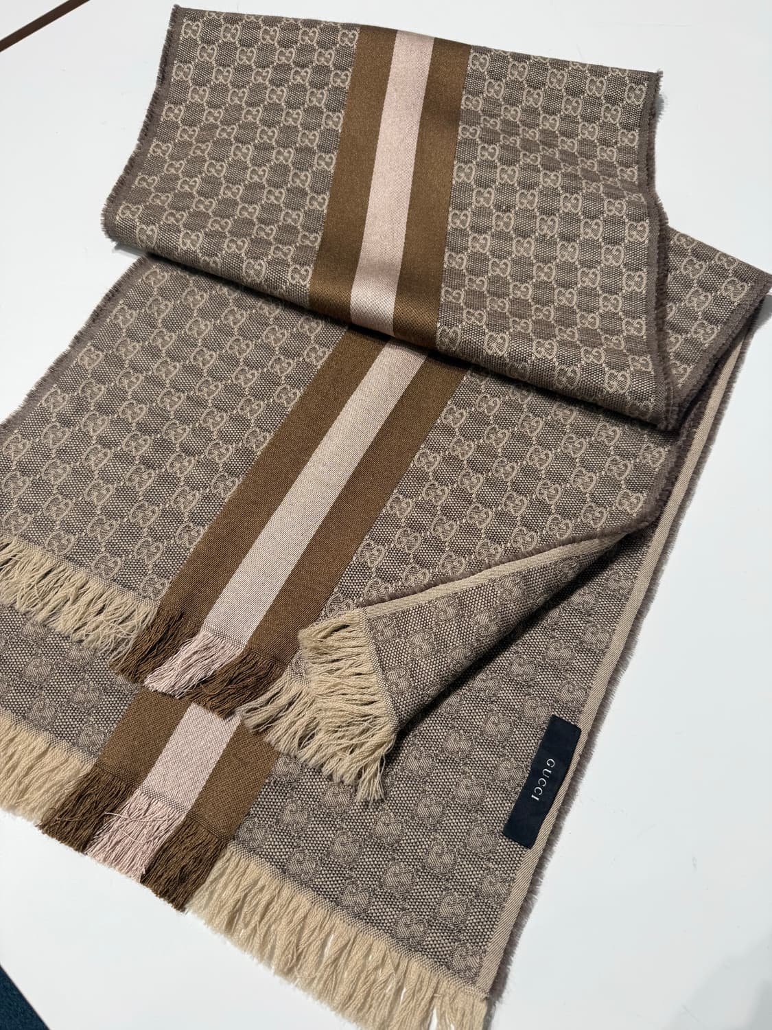 구찌 숄 머플러 상품이미지1
