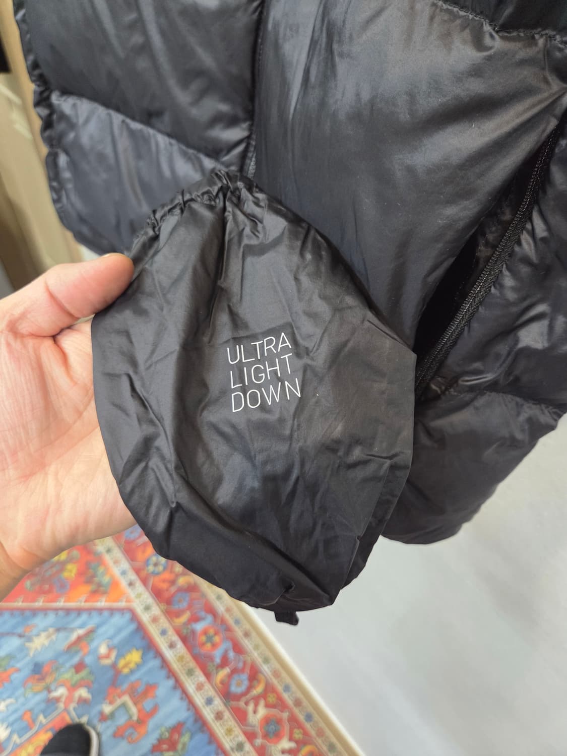 유니클로 울트라라이트다운 패딩조끼 L 상품이미지5