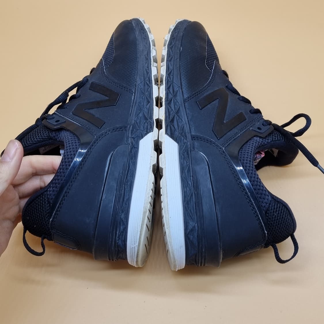 뉴발란스 574 블랙 남성운동화260  상품이미지5