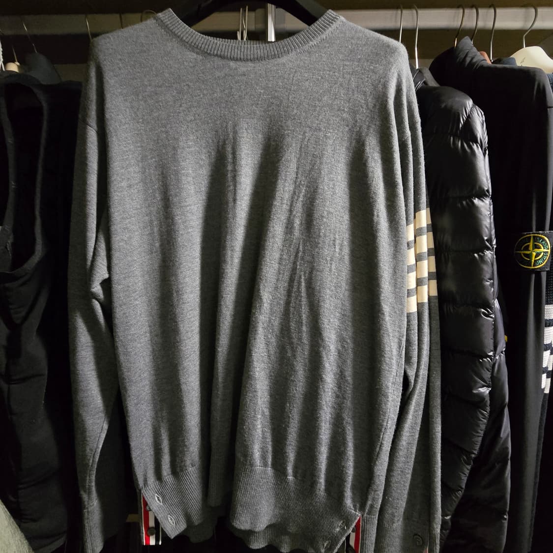 톰브라운 메리노울 가디건 그레이 & 맨투맨 메리노울 니트 상품이미지6