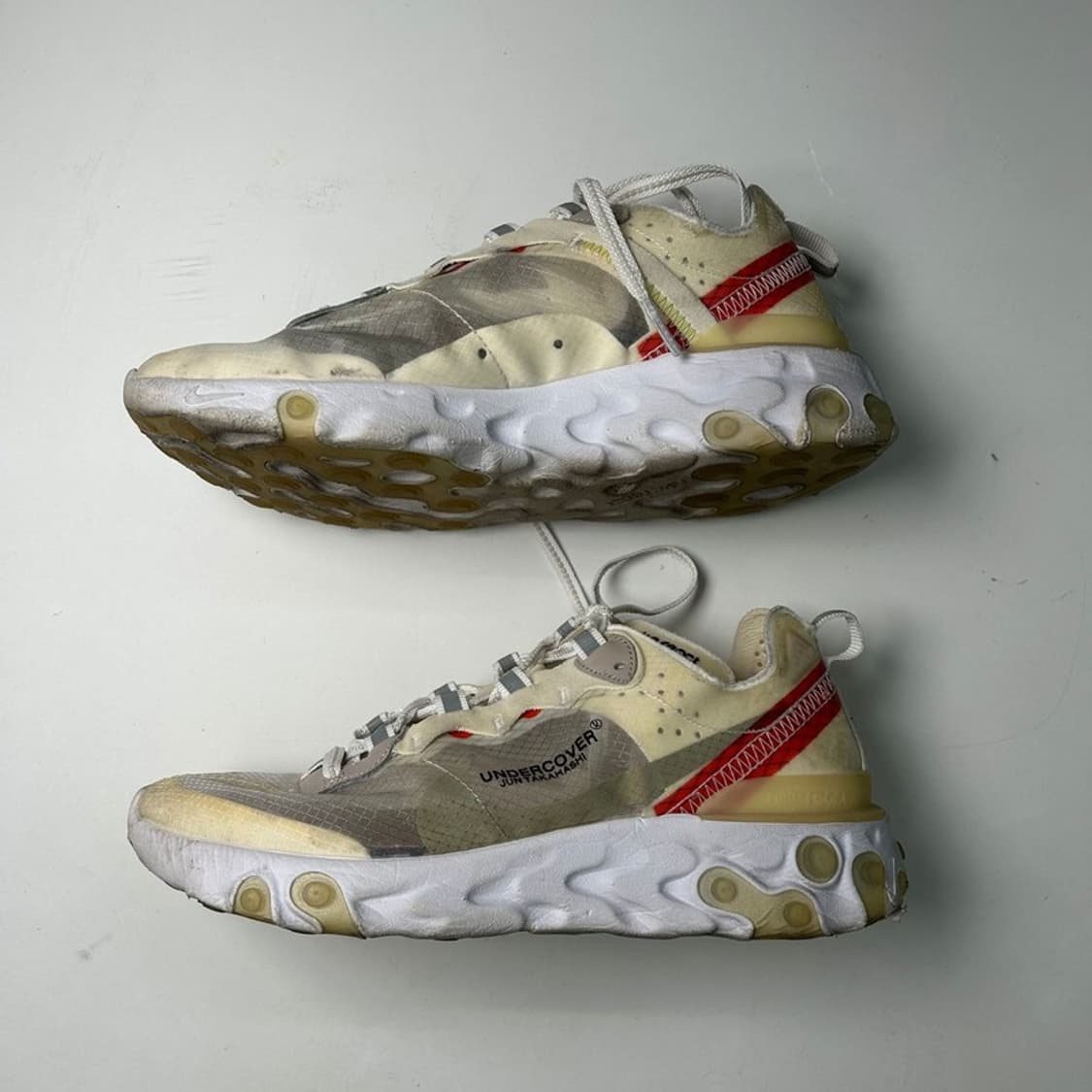 나이키 x 언더커버 리액트 엘리먼트 87 운동화 240 상품이미지2
