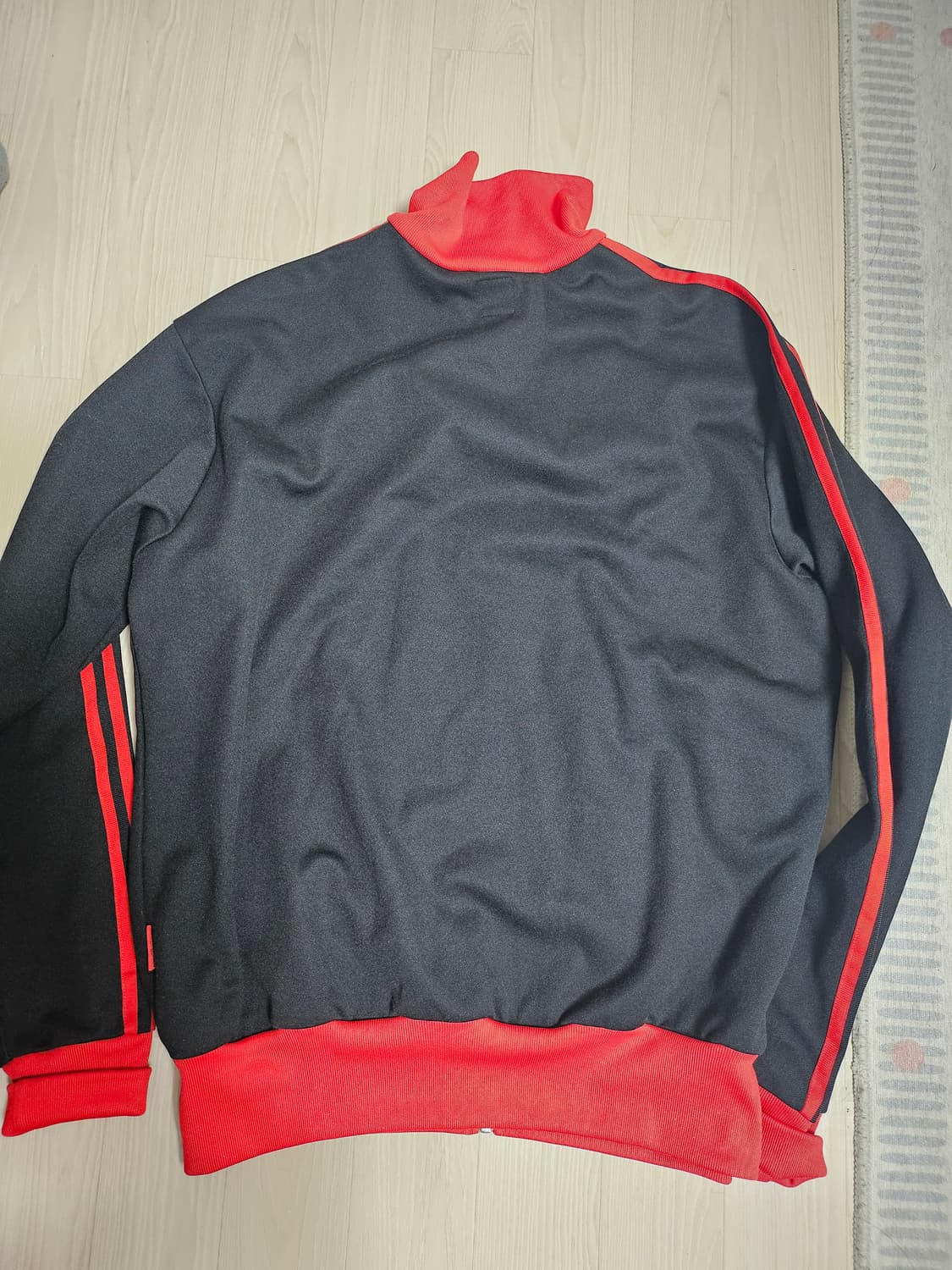 아디다스 블랙/레드 져지 집업 상품이미지6