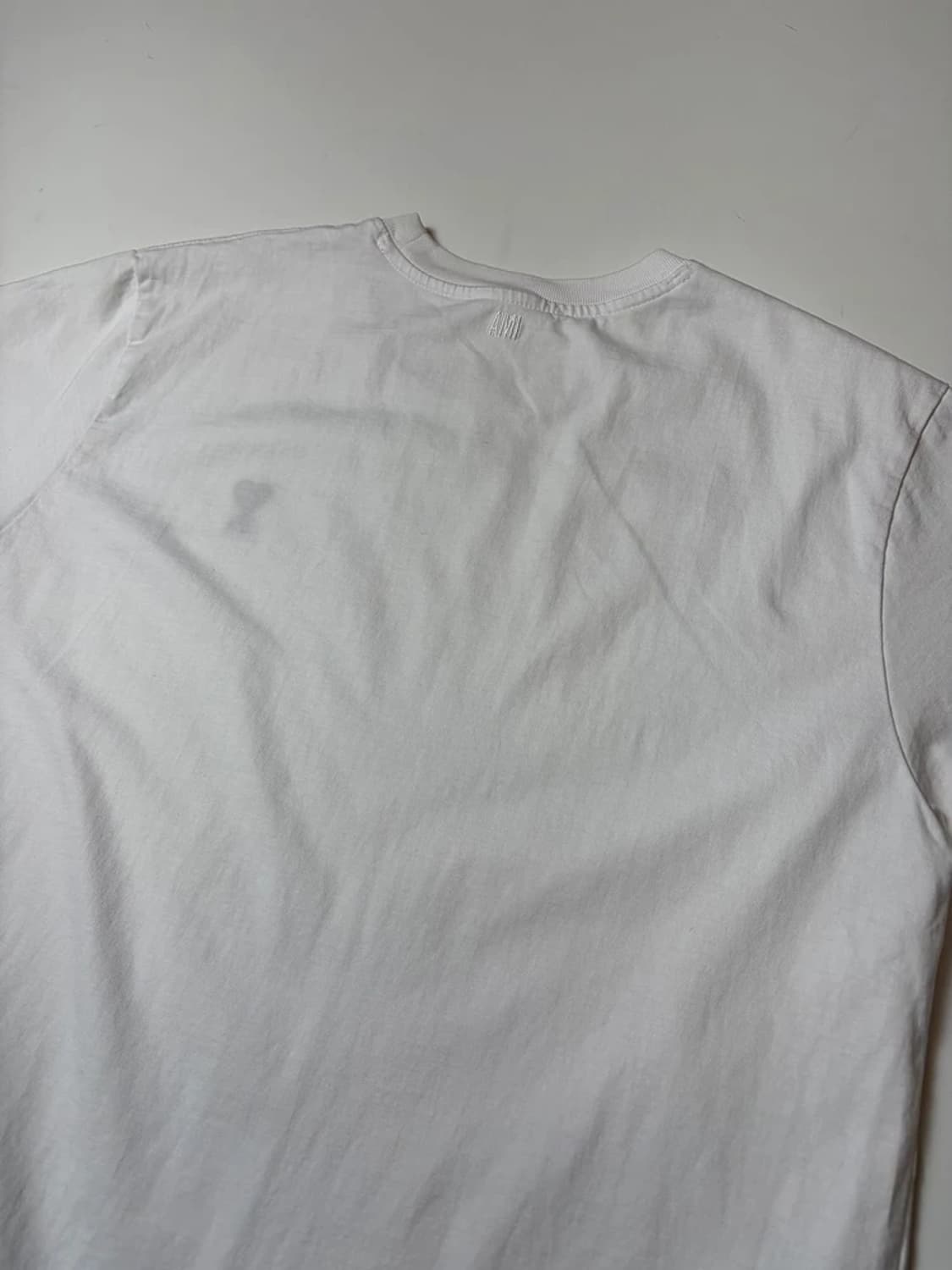 아미 AMI 스몰 하트 로고 반팔 티셔츠 PN9386 상품이미지6