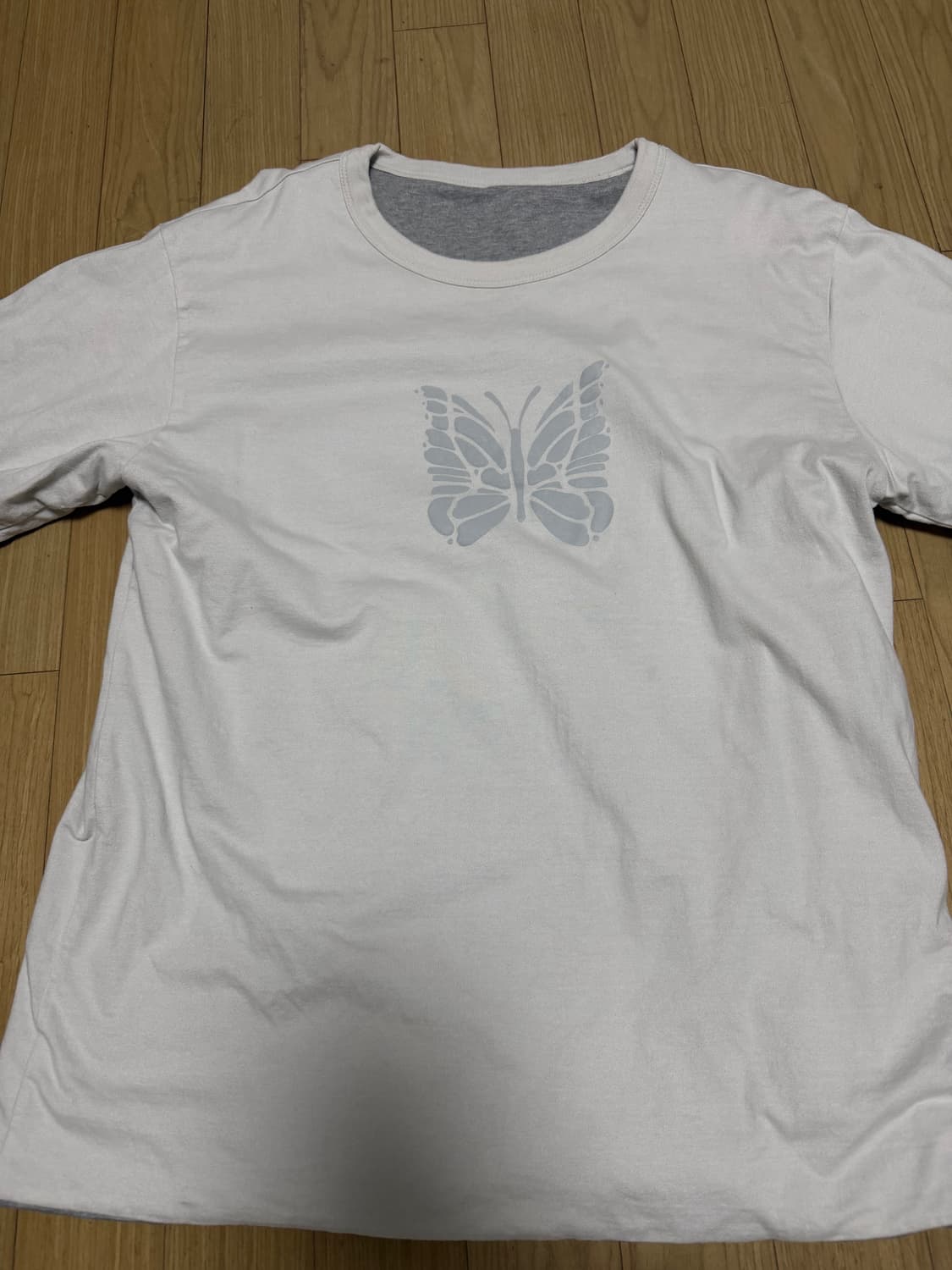 니들스 빠삐용 맨투맨 상품이미지1