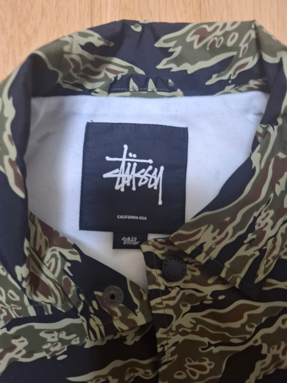 스투시 타이거카모 카모 코지자켓 자켓 팝니다. 상품이미지3