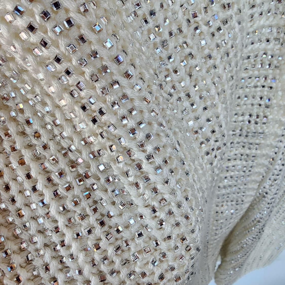 명품 올 큐빅 브이넥 니트 가디건 상품이미지3