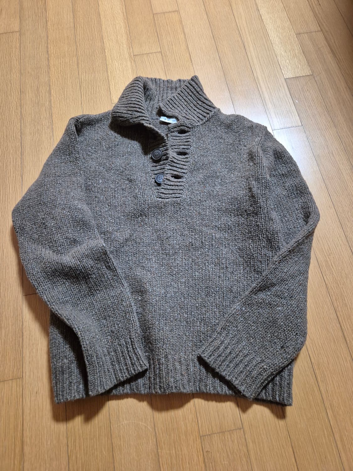 아네스베 울 니트 상품이미지1